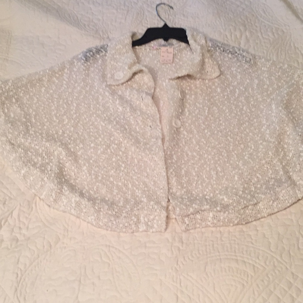 Chris&Carol cream&gold short cape style short slee